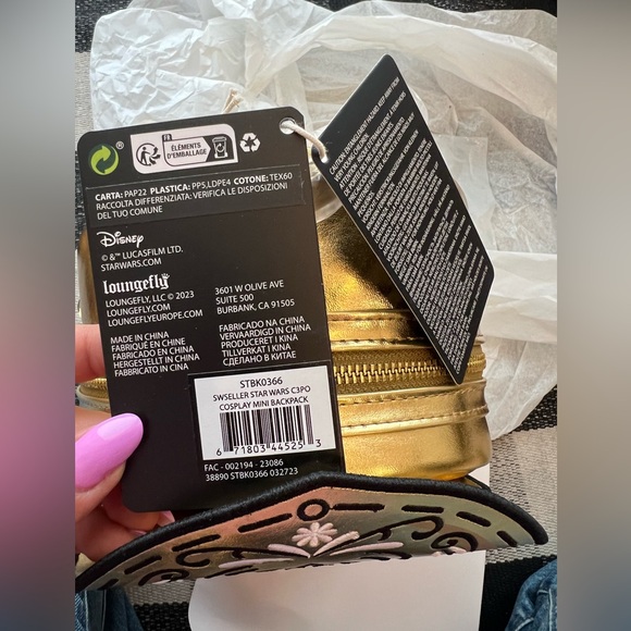 Loungefly Star Wars C-3PO Embroidered Day of the Dead Mini Backpack NWT - Picture 10 of 11